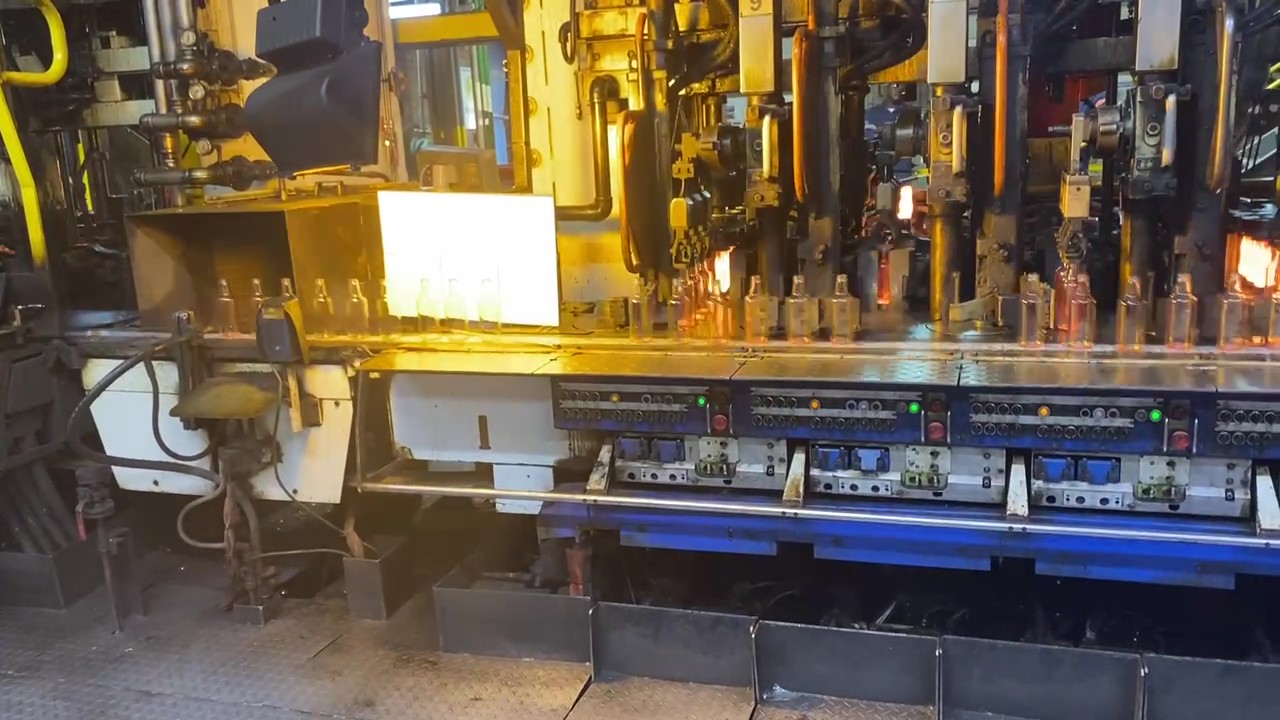 Industrial reject-control HMI showing conveyor speeds and reject count